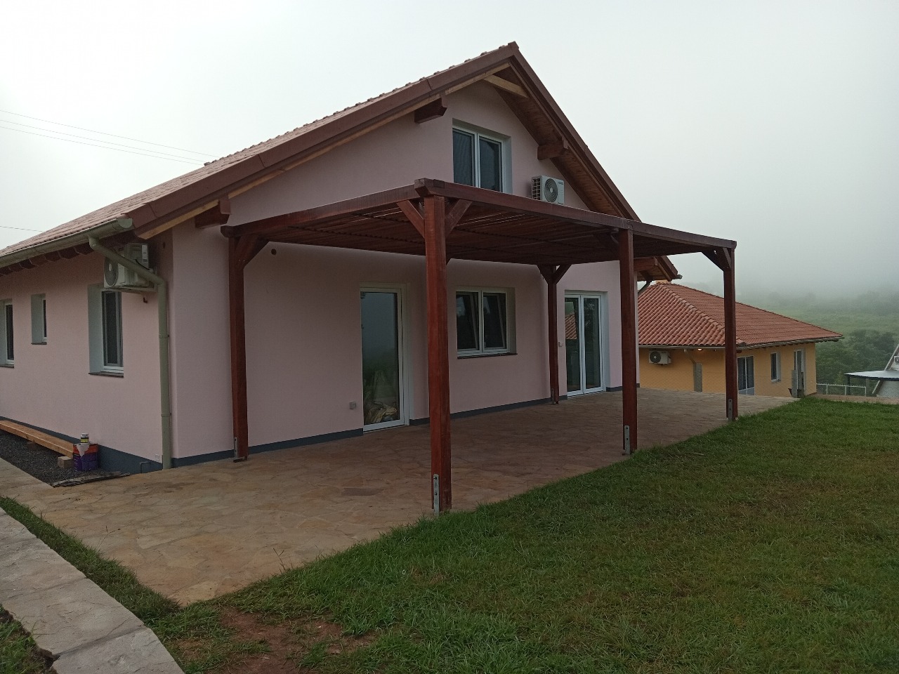 Ein Haus voller Farbe und Leben